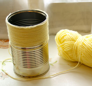 Home Decor and Handicraft: Clean Residue from Can. Stick Yarn with Hot Glue Gun